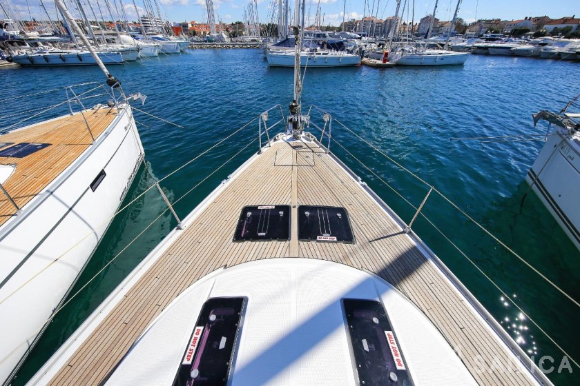 Bavaria 45 Cruiser - Yacht Charter Sailica