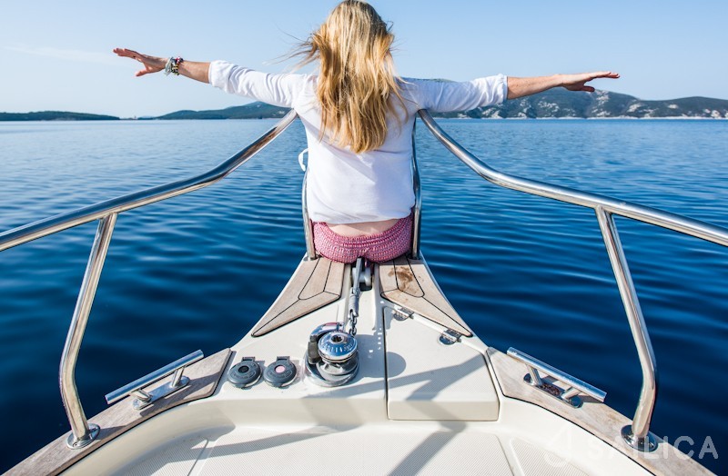 Leidi 800  - Yacht Charter Sailica