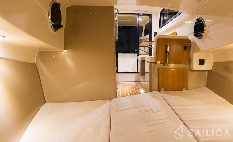 Leidi 660 - Yacht Charter Sailica