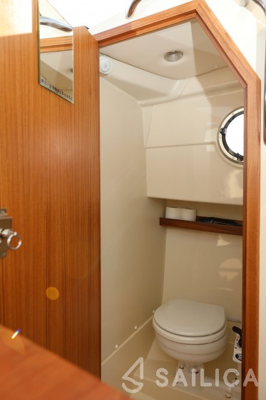 Leidi 660 - Yacht Charter Sailica