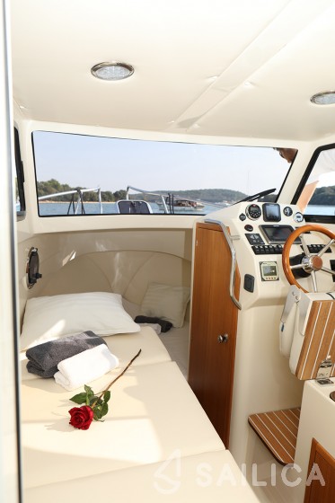 Leidi 660 - Yacht Charter Sailica