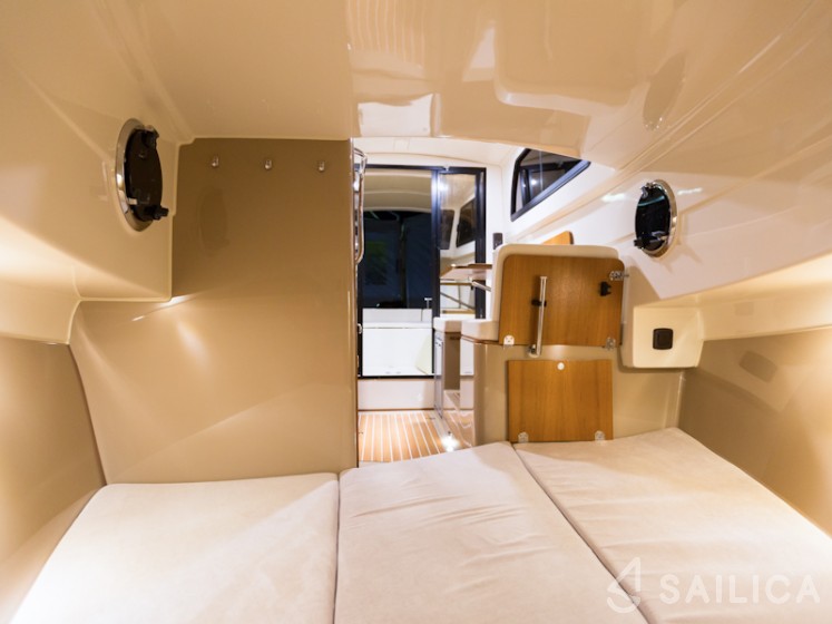 Leidi 660 - Yacht Charter Sailica
