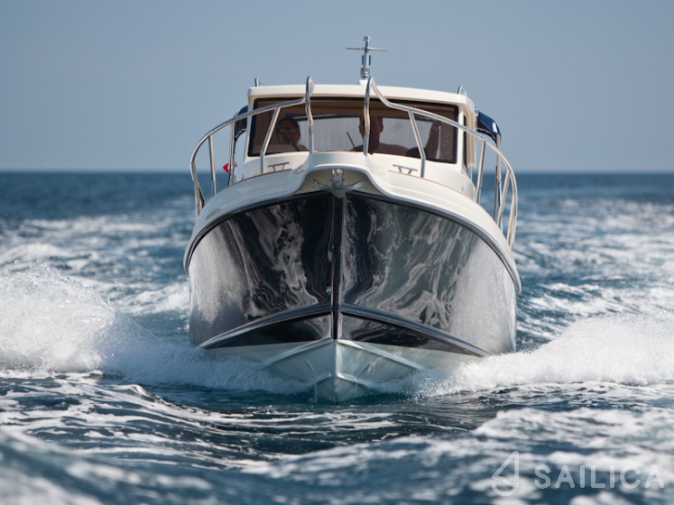 Leidi 660 - Yacht Charter Sailica