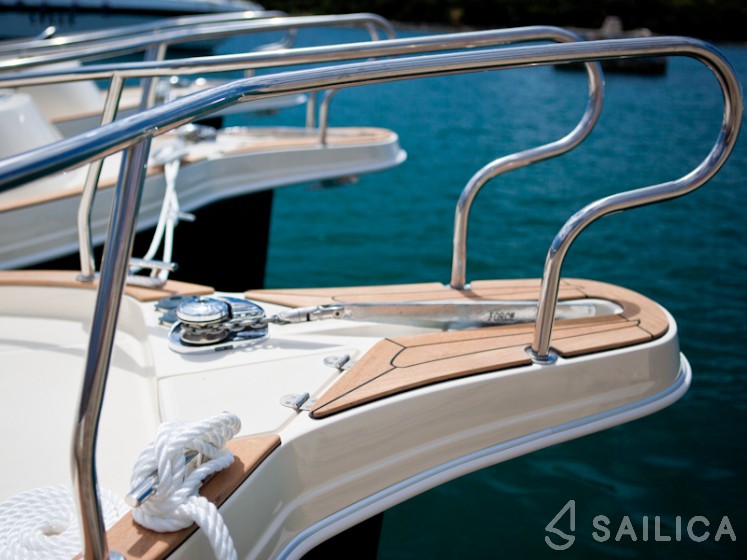 Leidi 660 - Yacht Charter Sailica