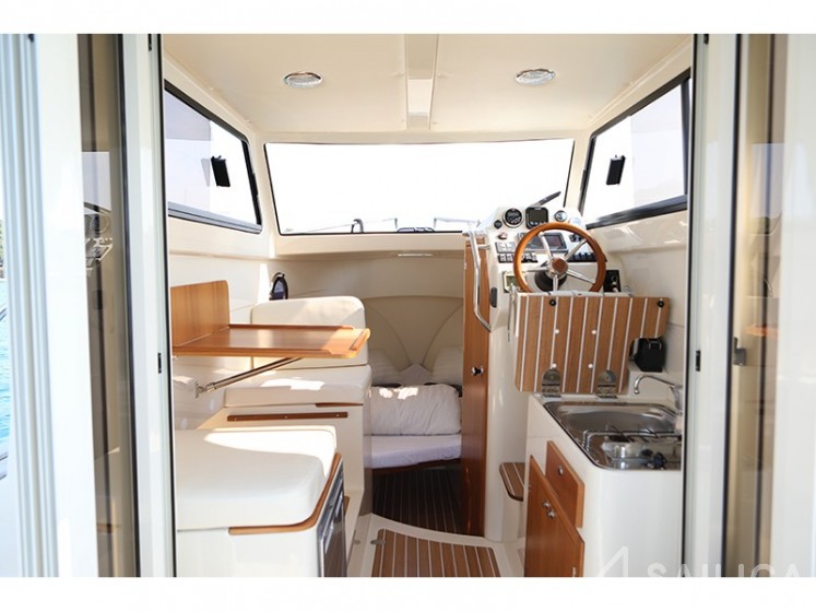 Leidi 660 - Yacht Charter Sailica