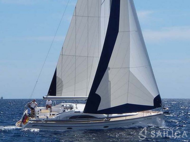 Bavaria 44 Vision - Yacht Charter Sailica