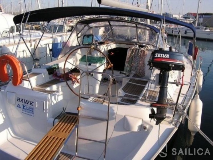 Oceanis 393 Clipper - Yacht Charter Sailica