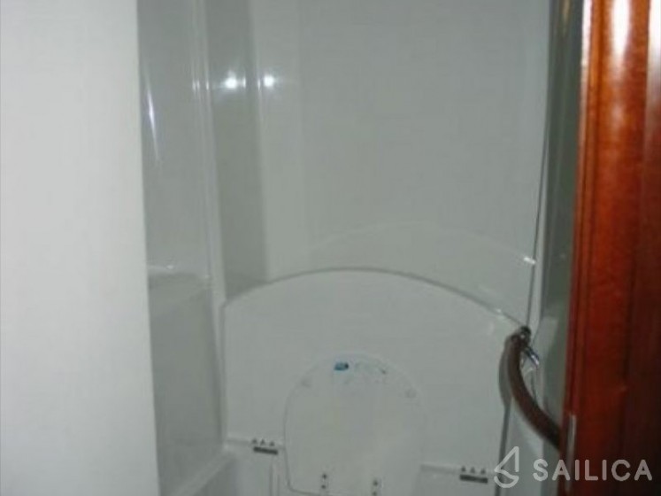 Oceanis 393 Clipper - Yacht Charter Sailica