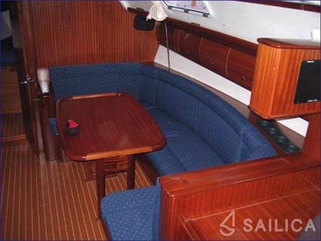 Bavaria 38 - Yacht Charter Sailica