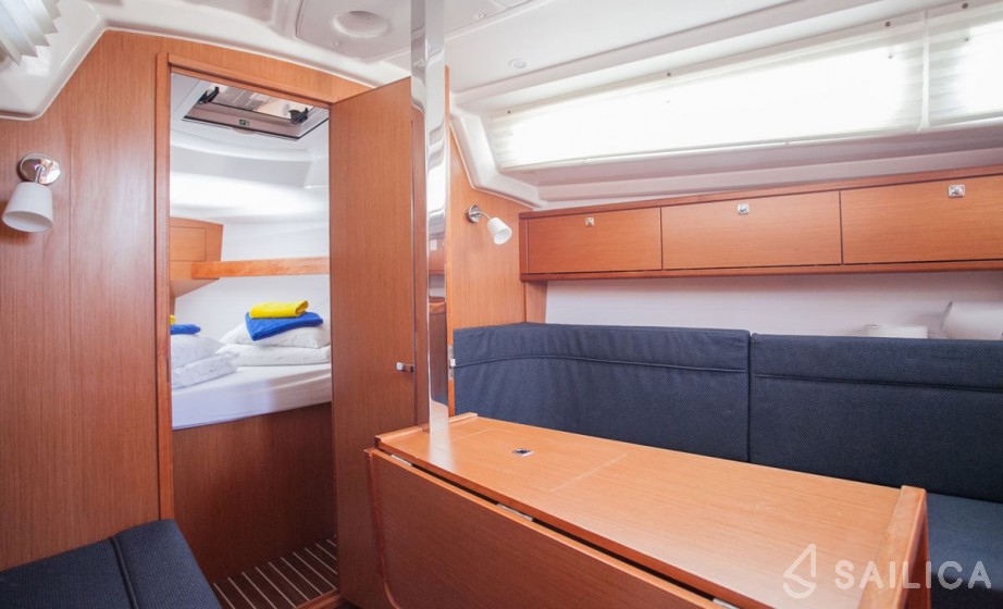 Bavaria Cruiser 34 - Yacht Charter Sailica