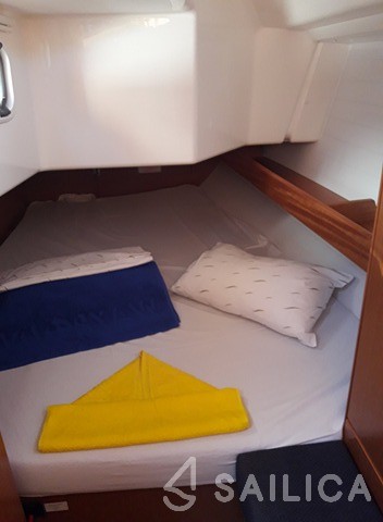Bavaria Cruiser 34 - Yacht Charter Sailica
