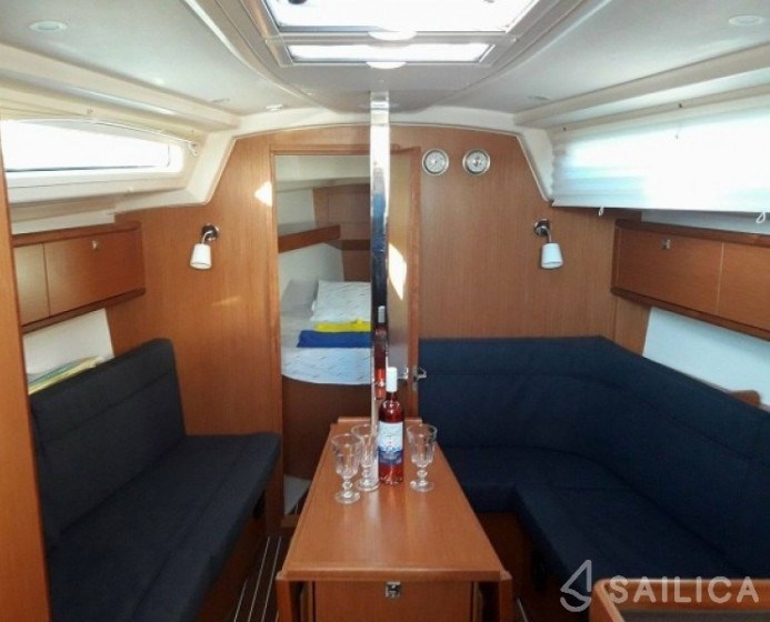 Bavaria Cruiser 34 - Yacht Charter Sailica