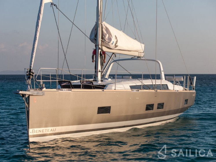 Oceanis 55 - Yacht Charter Sailica