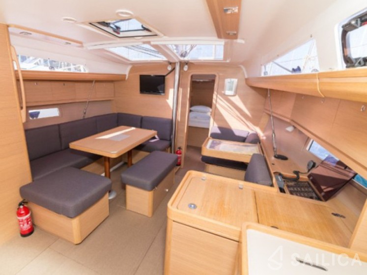Dufour 412 Grand large - Yacht Charter Sailica