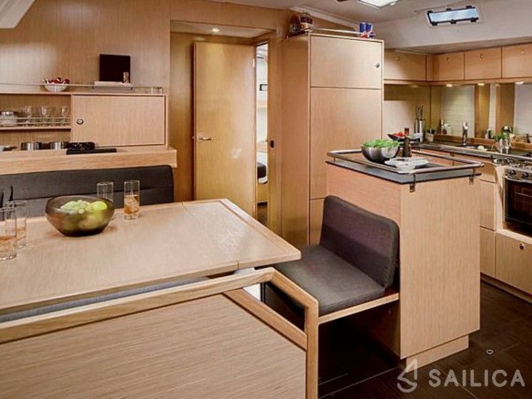 Bavaria 55 Cruiser - Yacht Charter Sailica