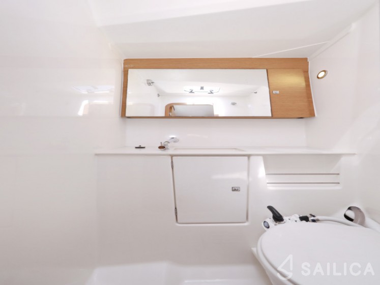 Dufour 560 - Yacht Charter Sailica