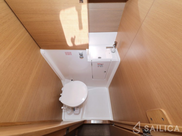 Dufour 560 - Yacht Charter Sailica