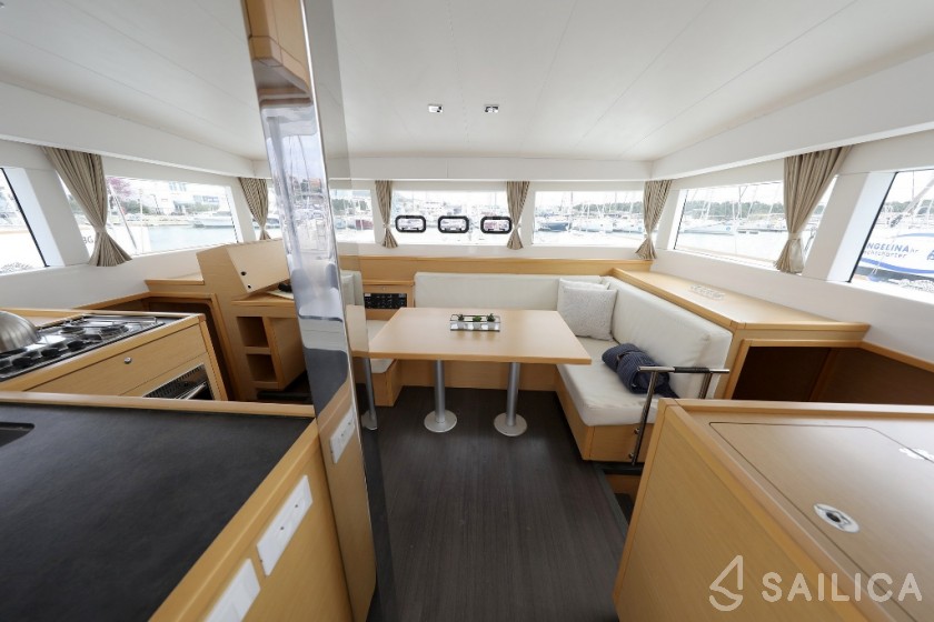 Lagoon 39 - Yacht Charter Sailica