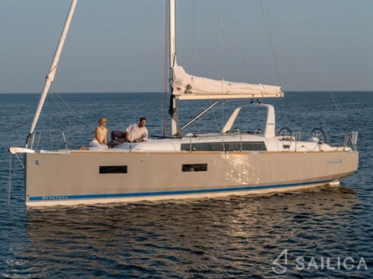 Oceanis 38.1 - Yacht Charter Sailica