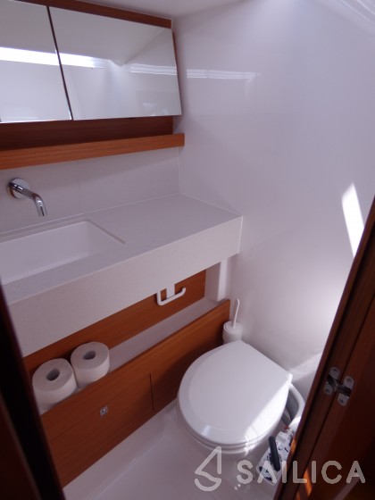 Dufour 470 - Yacht Charter Sailica