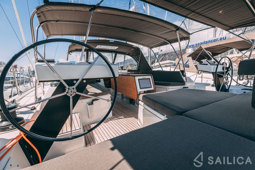 Dufour 470 - Yacht Charter Sailica