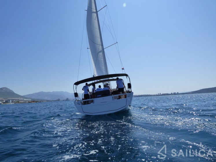 Dufour 470 - Yacht Charter Sailica