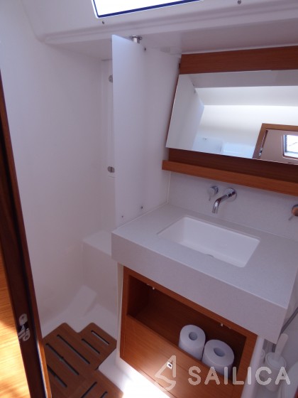 Dufour 470 - Yacht Charter Sailica