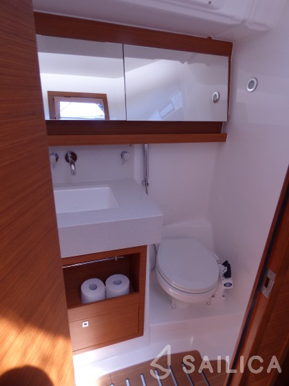 Dufour 470 - Yacht Charter Sailica
