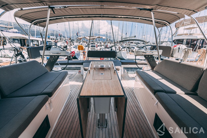 Dufour 470 - Yacht Charter Sailica