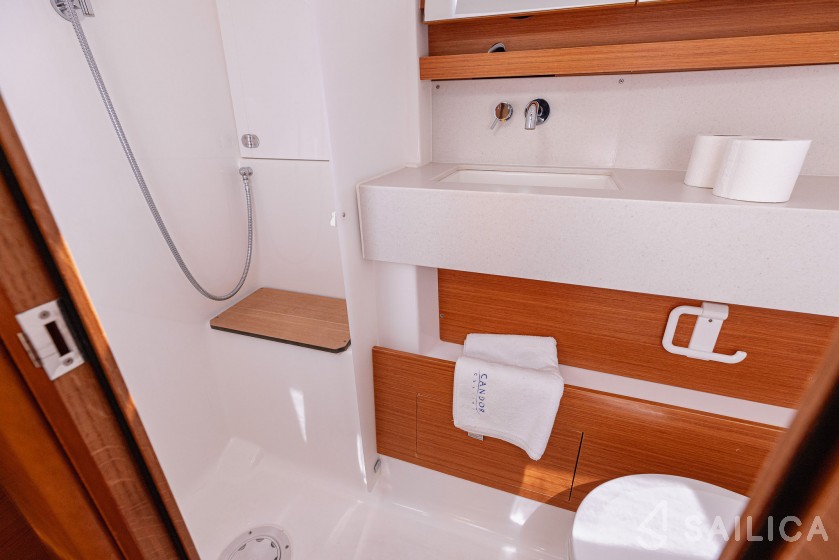 Dufour 470 - Yacht Charter Sailica