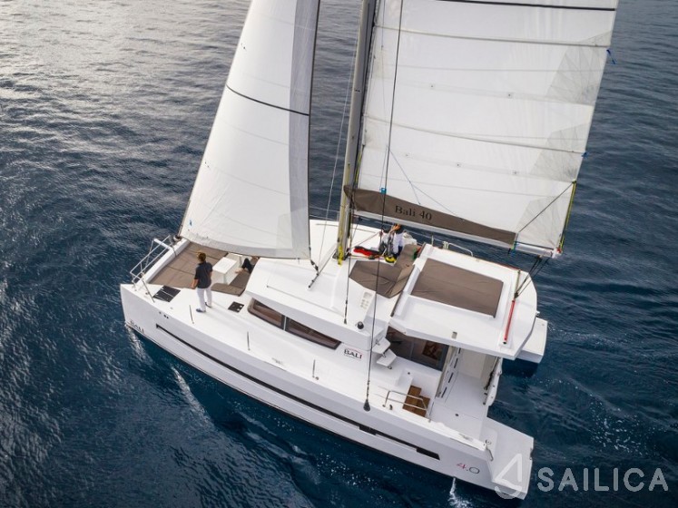 Bali 4.0 - Yacht Charter Sailica