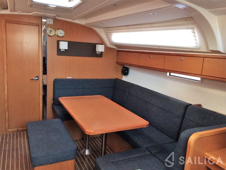 Bavaria Cruiser 41 - Yacht Charter Sailica