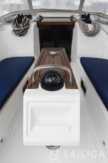 Bavaria Cruiser 41 - Yacht Charter Sailica