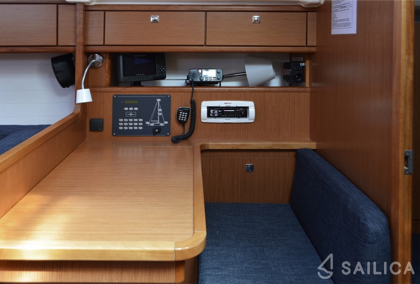 Bavaria Cruiser 41 - Yacht Charter Sailica