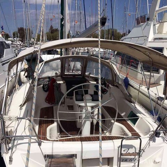 Sun Odyssey 37.1 - Yacht Charter Sailica