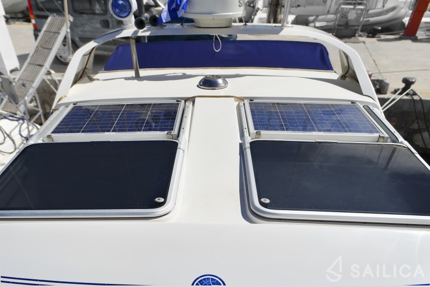 Nimbus 320 Coupe - Yacht Charter Sailica