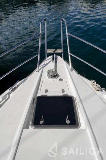 Nimbus 320 Coupe - Yacht Charter Sailica