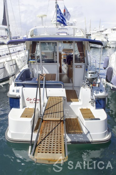 Nimbus 320 Coupe - Yacht Charter Sailica