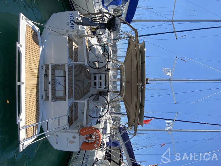 Oceanis 38 - Yacht Charter Sailica