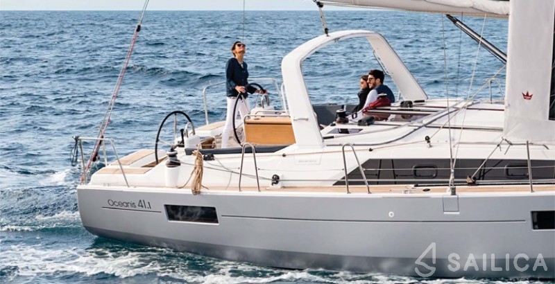 Oceanis 41.1 - Yacht Charter Sailica