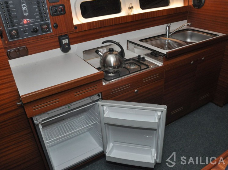 Nautika 1000 - Yacht Charter Sailica