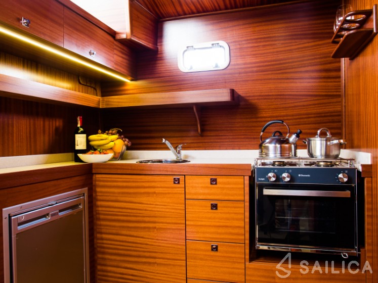 Nautiner 40.2 AFT - Yacht Charter Sailica