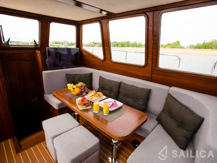 Nautiner 40.2 AFT - Yacht Charter Sailica