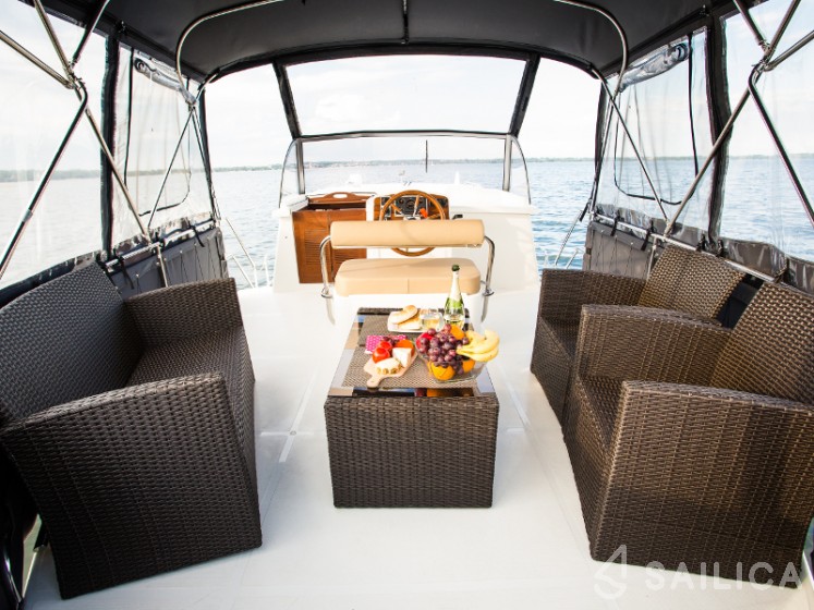 Nautiner 40.2 AFT - Yacht Charter Sailica