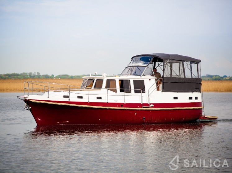 Nautiner 40.2 AFT - Yacht Charter Sailica
