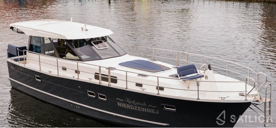 Nautika 1300  - Yacht Charter Sailica