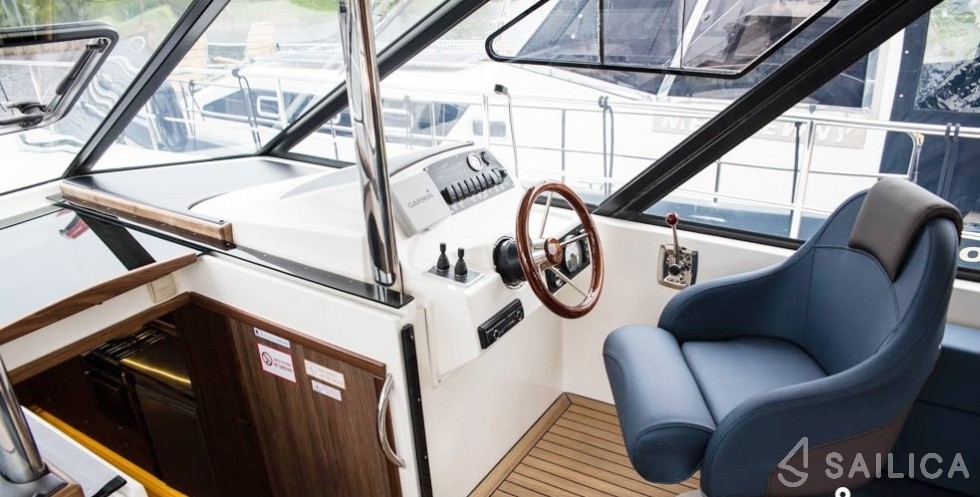 Nautika 1300  - Yacht Charter Sailica