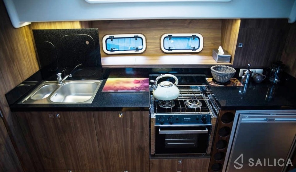 Nautika 1300  - Yacht Charter Sailica