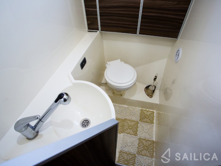 Nautika 1300  - Yacht Charter Sailica
