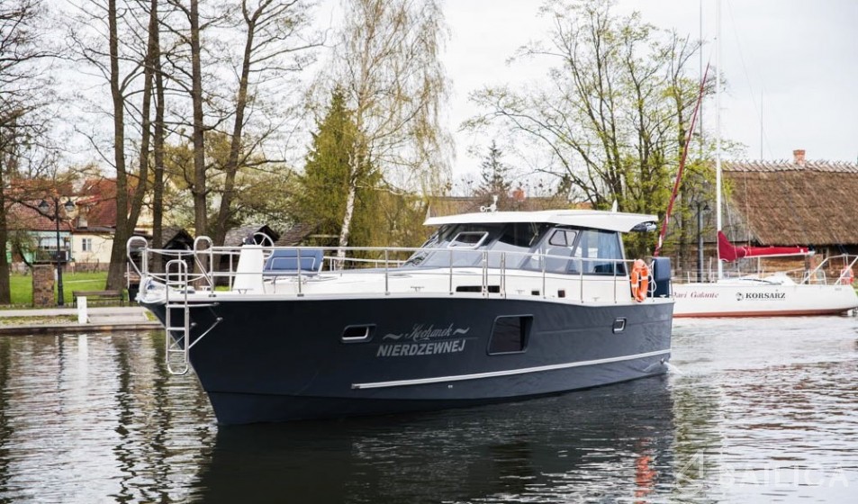 Nautika 1300  - Yacht Charter Sailica